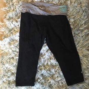 PINK Capri Leggings